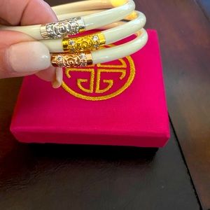 Buddha Girl 3 King Set White